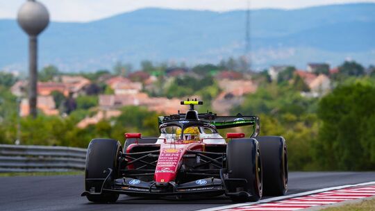 Lewis Hamilton Lewis Hamilton