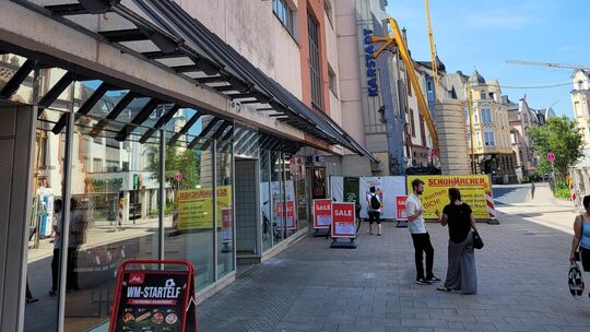Die Zukunft von Karstadt in Limburg ist weiterhin ungewiss.