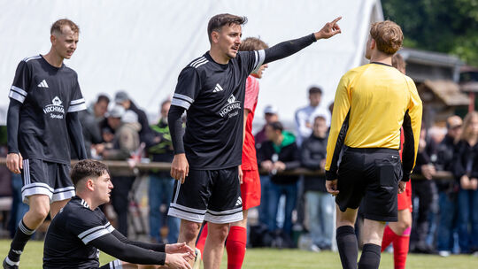 Marius Botiseriu scheint es anzuzeigen: Er und seine SG Niederhambach/Schwollen wollen gegen den SC Birkenfeld in die dritte Ver