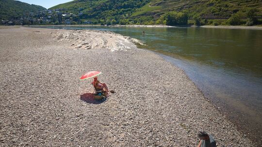 Niedrigwasser Rhein bei Kaub