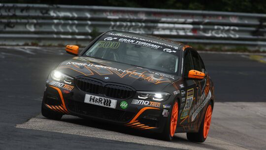 Der Bendorfer Daniel Zils im BMW 330i.
