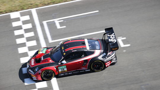 Bastian Buus im Land-Motorsport Porsche 91 GT3 R Evo verzeichnete über das gesamte DTM-Wochenende in der Motorsport Arena in Osc