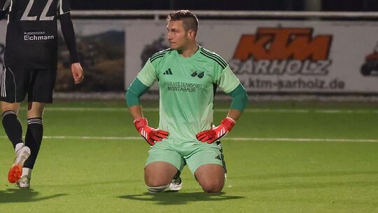 Patrick Weimer wird nicht mehr im Trikot der SG Hundsangen/Steinefrenz-Weroth auflaufen. Nach sechs Jahren endet seine Zeit abru Patrick Weimer wird nicht mehr im Trikot der SG Hundsangen/Steinefrenz-Weroth auflaufen. Nach sechs Jahren endet seine Zeit abru