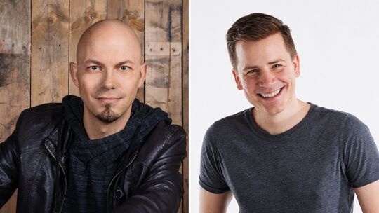 Die Schriftsteller Christian Handel (links) und Andreas Suchanek stellen am 5. August in Koblenz ihren Roman „Pride Began On Chr