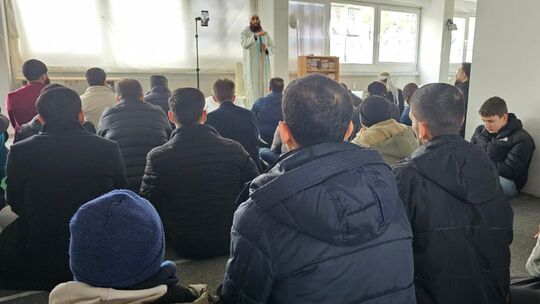 Die Islamische Glaubensgemeinschaft Idar-Oberstein distanziert sich mit klaren Worten von Gewalttaten wie dem CSD-Attentat.