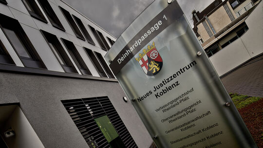 Der zuständige Staatsanwalt der Koblenzer Staatsanwaltschaft hat den Badeunfall im Freibad Daaden, bei dem vier Kinder einen Dre