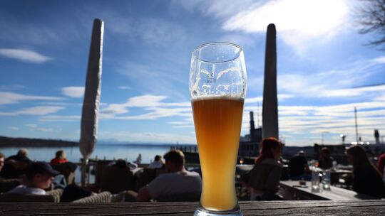 Bayerischer Biergarten Bayerischer Biergarten