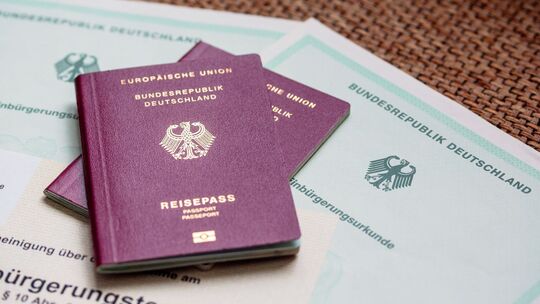 Gefälschte Sprachzertifikate bei Einbürgerungen