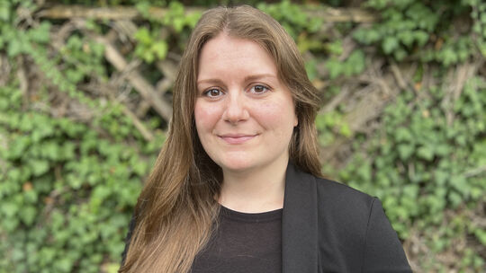 Adrienne Gäb aus Ahrweiler ist die erste durch die Nationale Klimaschutzinitiative (NKI) geförderte Klimaschutzkoordinatorin in