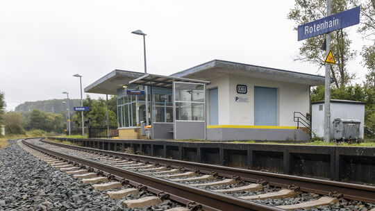 Seit 2021 steht der gesamte Bahnhof einschließlich der noch vorhandenen Stellwerkstechnik unter Denkmalschutz.