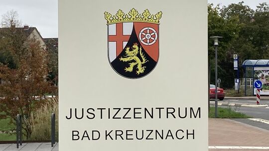 Am Landgericht in Bad Kreuznach wurde der Fall eines missbrauchenden Vaters behandelt. Am Landgericht in Bad Kreuznach wurde der Fall eines missbrauchenden Vaters behandelt.