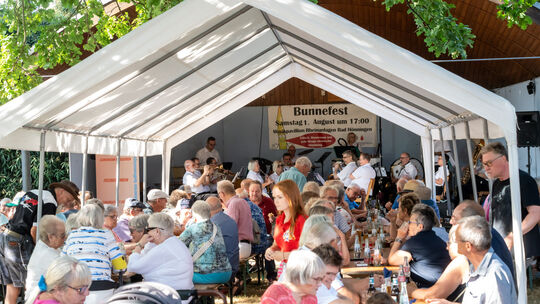 Seit fast drei Jahrzehnten verbindet das Bunnefest in Bad Hönningen Menschen im ganzen Ort.
