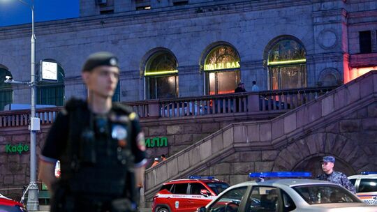 Tote und Verletzte nach Explosion in Moskauer Restaurant Tote und Verletzte nach Explosion in Moskauer Restaurant