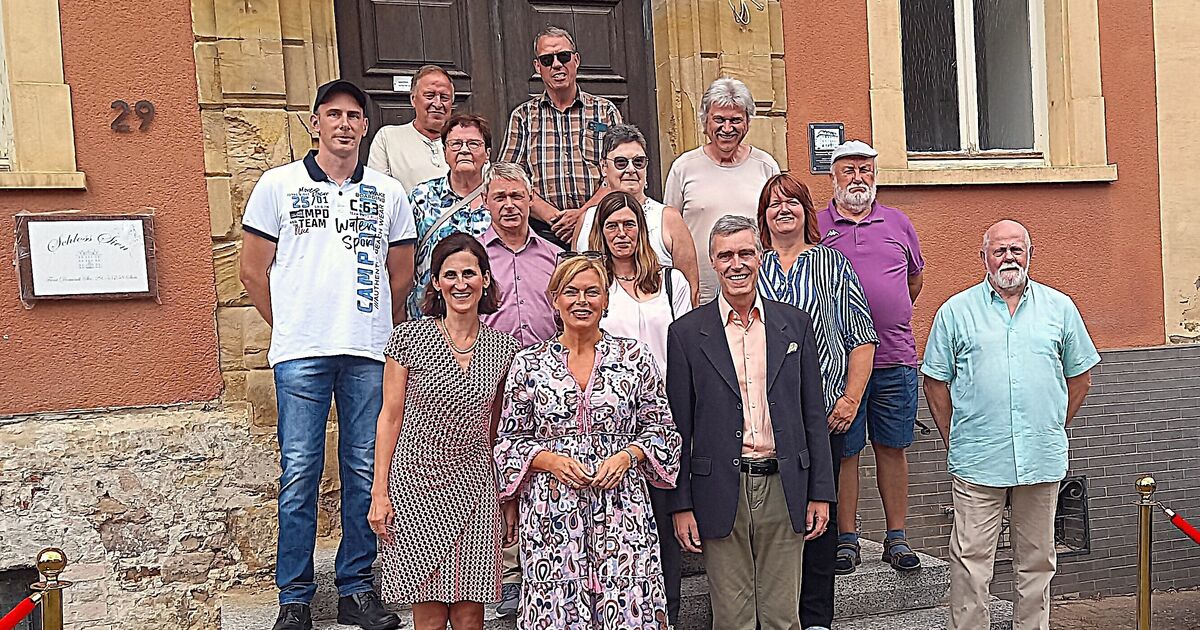 Bundestagspräsidentin in Sien: Julia Klöckner informiert sich über ...