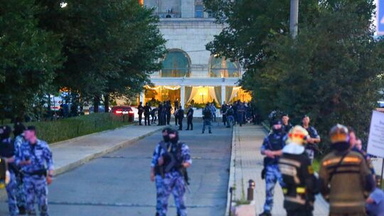 Tote und Verletzte nach Explosion in Moskauer Restaurant Tote und Verletzte nach Explosion in Moskauer Restaurant