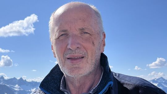 Klaus Peter Weber, Vorsitzender des in Elkenroth ansässigen Vereins „In Würde alt werden“, wird nicht müde, den Blick zu öffnen