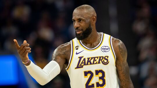LeBron James LeBron James