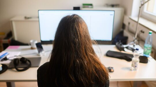 Illustration - Arbeiten im Büro