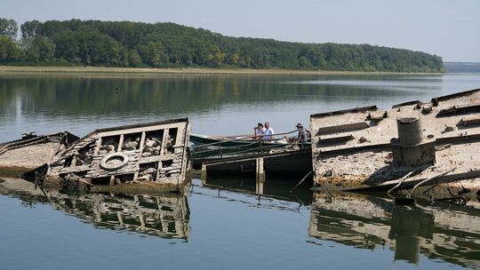 Niedrigwasser der Donau in Serbien Niedrigwasser der Donau in Serbien
