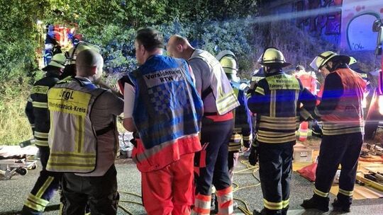 Die Feuerwehreinheiten Pfalzfeld, Wiebelsheim und Rheinböllen wurden in der Nacht zum Mittwoch durch mehrere E-Calls zu einem sc
