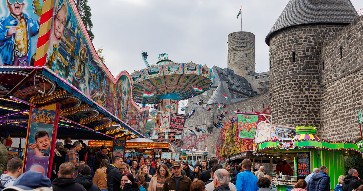 Tradition in the Eifel: 621st Lukasmarkt: Nine days of folk festival in ...