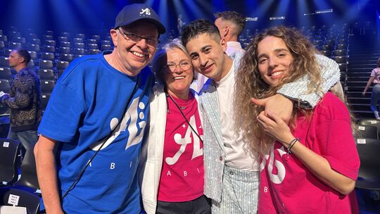 Abiis Eltern Bernd und Astrid Feith sind stolz auf ihn, genauso wie seine Freundin Zoe.