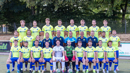 Der Kader des SV Weitersburg: 
Obere Reihe von links nach rechts: Jannik Seitz, Phileas Küstermann, Robin Heldt, Niklas Becker,