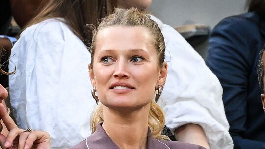 Model Toni Garrn
