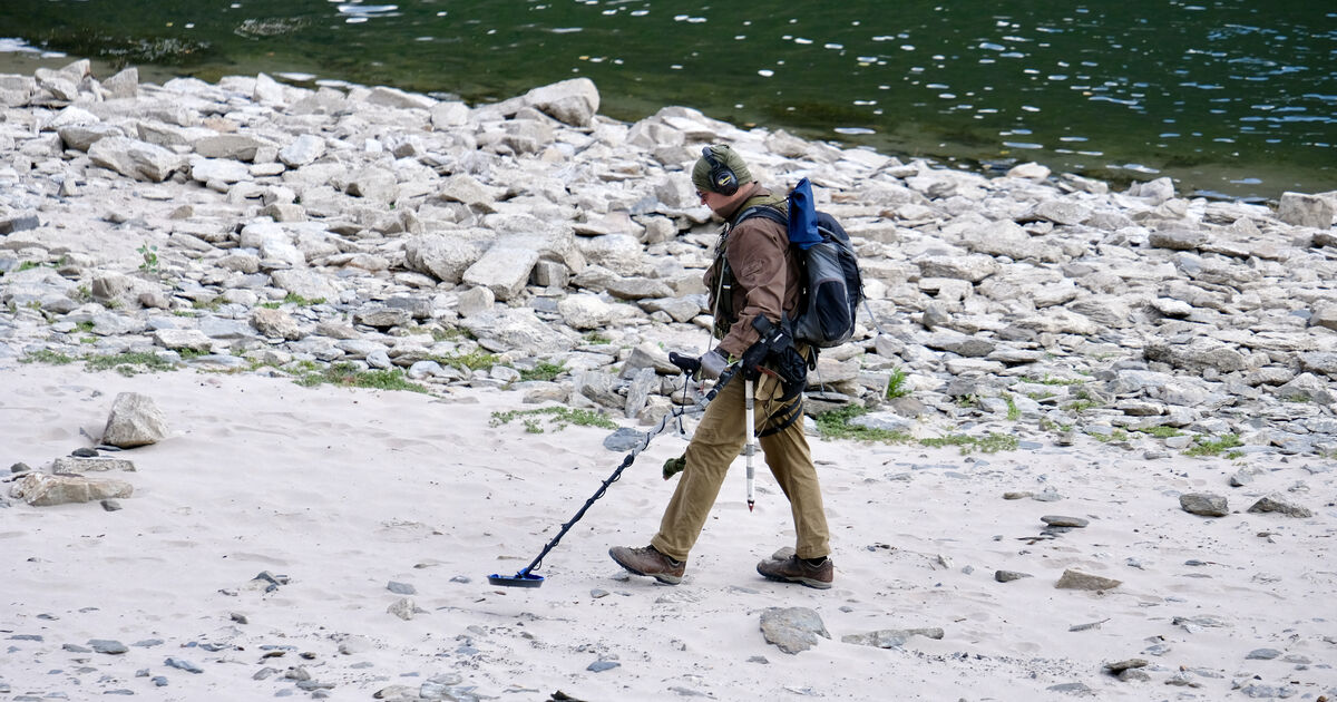 Das Niedrigwasser in Bildern: Tief gesunken: Der Rhein zwischen Kaub und ...
