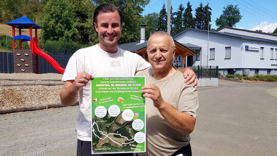 Jürgen Kemmries (rechts) ist Cheforganisator der 1. Bier- und Weinwanderung. Mit einem kleinen Team plant er seit Anfang diesen
