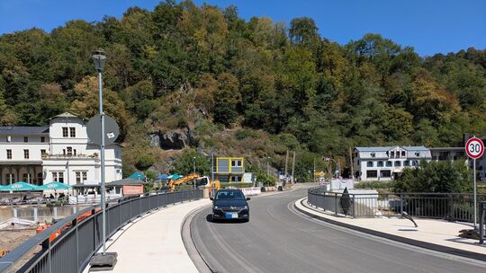Die neue Lahnbrücke in Balduinstein ist nun für den Verkehr freigegeben.