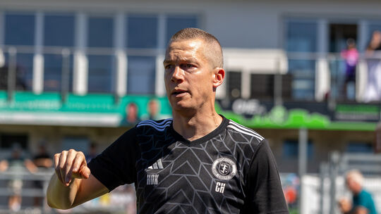 Christian Henn coachte am Samstag sowohl die Verbandsliga- als auch die Laandesliga-Mannschaft des SC Idar-Oberstein – natürlich