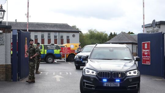 Mutmaßlicher Gangster-Boss nach Irland ausgeflogen Mutmaßlicher Gangster-Boss nach Irland ausgeflogen
