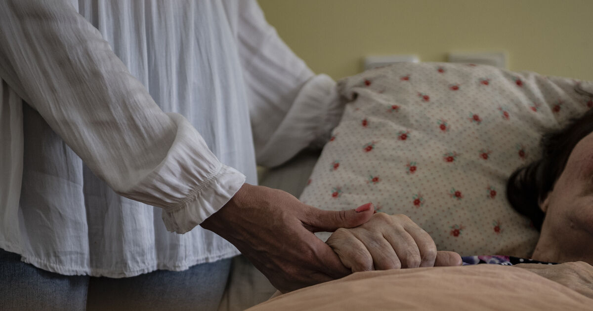 Responsible family doctor on vacation: Deceased woman apparently left in ...