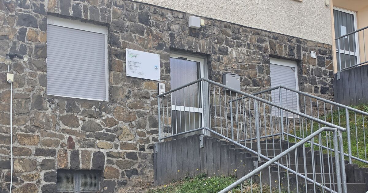 Arztpraxis in Idar-Oberstein: Michael Graf kündigt wegen fragwürdiger ...