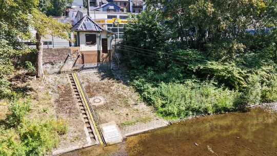 Das Pegelhaus in Betzdorf an der Wilhelmstraße misst seit mehr als 90 Jahren den Wasserstand der Sieg. Das Pegelhaus in Betzdorf an der Wilhelmstraße misst seit mehr als 90 Jahren den Wasserstand der Sieg.