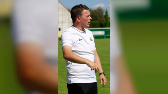 Zufrieden mit dem bisherigen Verlauf der englischen Woche: Christian Lüllig, der Trainer der SG Hüffelsheim. Zufrieden mit dem bisherigen Verlauf der englischen Woche: Christian Lüllig, der Trainer der SG Hüffelsheim.
