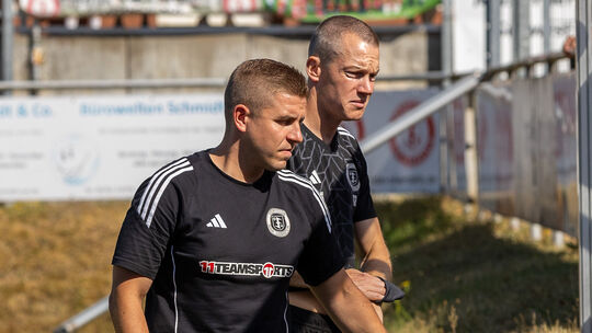 Stephan Holländer (vorne) und Christian Henn haben es geschafft, die Stimmung beim SC Idar zu drehen. Stephan Holländer (vorne) und Christian Henn haben es geschafft, die Stimmung beim SC Idar zu drehen.