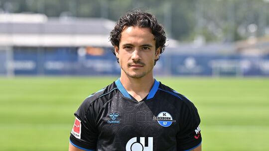Mika Baur Mika Baur