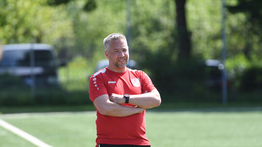 Norman Stenzel blickt der Lahnsteiner Heimpremiere am Familientag gegen A-Liga-Absteiger SG Rhens/Spay optimistisch entgegen.