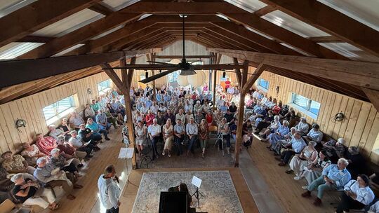 Insgesamt nahezu 300 Besucher erlebten am Wochenende die sehr erfolgreiche Premiere der Benefiz-Veranstaltung "Klassik am Rinder