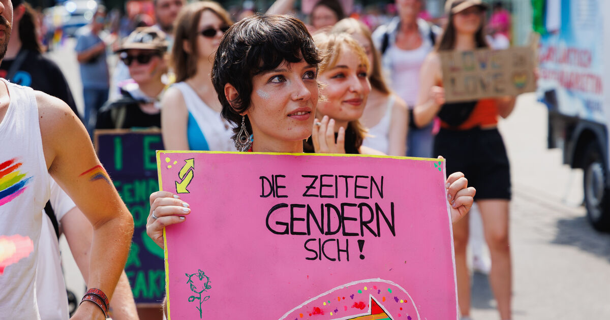 Einsatz für Vielfalt: Mehrere Tausend Menschen bei CSD in Koblenz