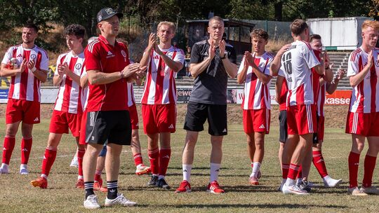 Da kommt Freude auf: Der SC Idar-Obersstein hat den VfR Grünstadt 3:0 geschlagen und damit innerhalb einer Woche zum dritten Mal Da kommt Freude auf: Der SC Idar-Obersstein hat den VfR Grünstadt 3:0 geschlagen und damit innerhalb einer Woche zum dritten Mal
