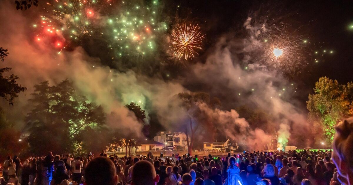 Große Kirmes im Wiedtal : Ein Farbenmeer am Himmel zu 75 Jahre Wied in ...