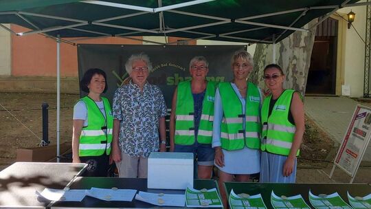 Bei Streetfood-Festival im Juli informierte ein Foodsharing-Team über die Arbeit. Mit dabei waren auch zwei aus dem Organisation