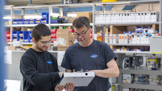 Die Wezek GmbH arbeitet für die Automobil- und Stahlindustrie, aber auch für die Pharmabranche und Betreiber von Rechenzentren.