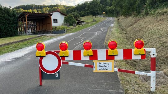 Die Straße von Ettersdorf nach Stahlhofen bleibt dauerhaft gesperrt. Das hat nun auch der Stadtrat Montabaur entschieden.
