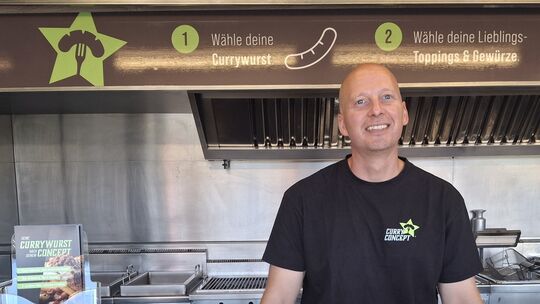Markus Bock hat seinen ersten Standort von „Curry Concept“ in Koblenz eröffnet.