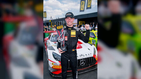 Riesig war die Freude bei Tom Kalender vom Bad Kreuznacher Mercedes-AMG-Team Landgraf über sein erstes Podium in der DTM.