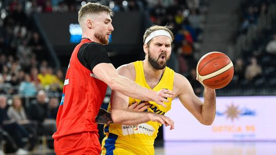 Der rumänische Nationalspieler Dragos Diculescu (am Ball, hier im Länderspiel gegen Luxemburg) soll in der kommenden ProA-Saison